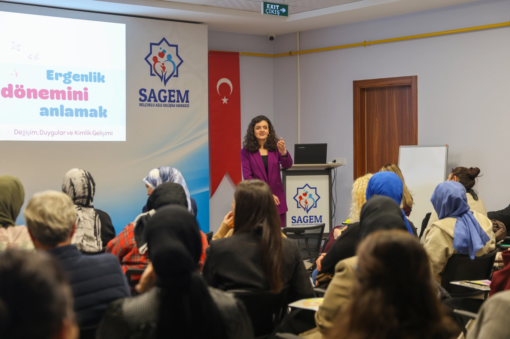 Aile yapısının güçlenmesine katkı sağlayan Selçuklu Aile Gelişim Merkezi’nde (SAGEM)