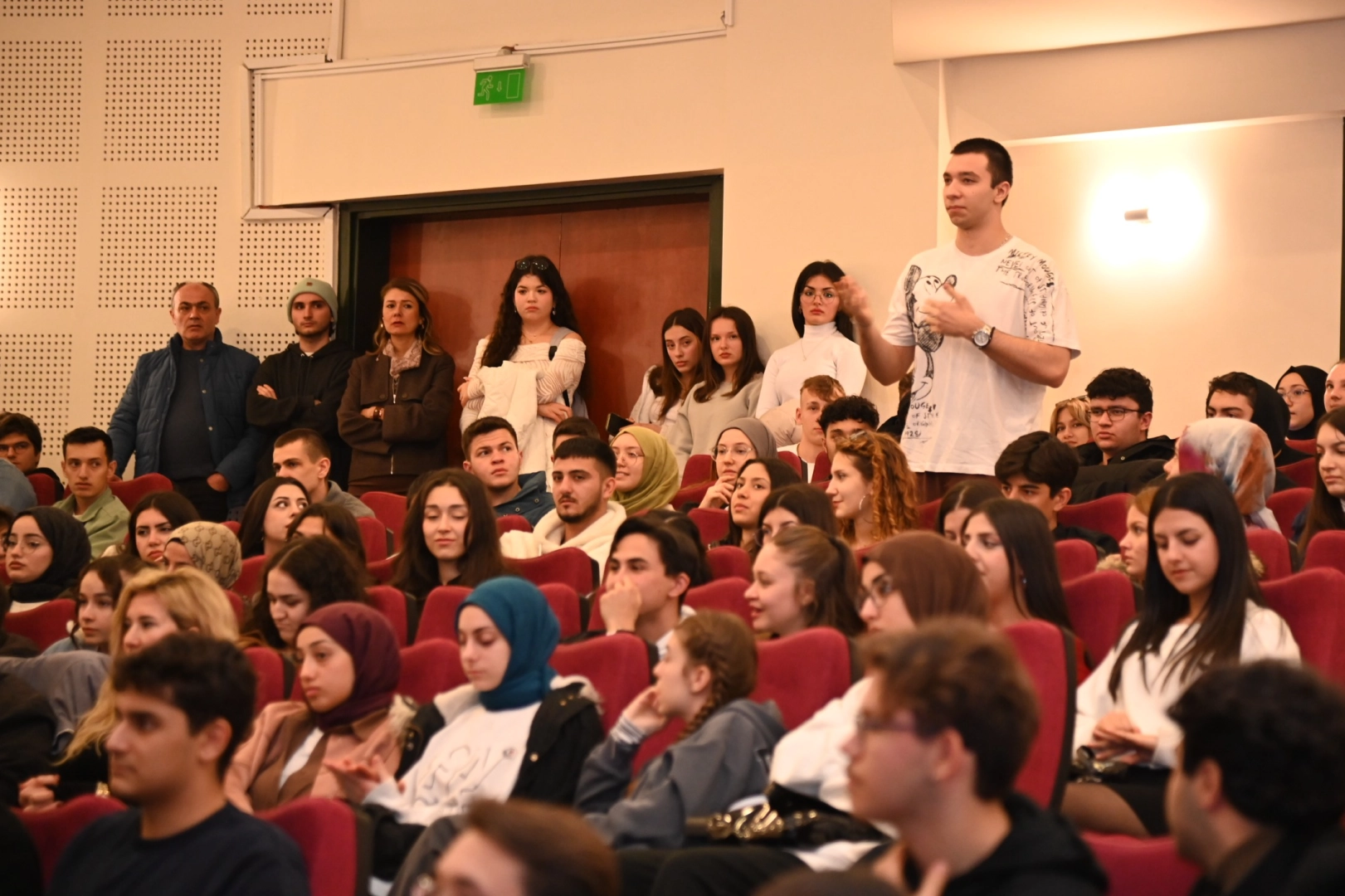 Manisa Büyükşehir Belediyesi Eğitim Merkezleri (MABEM) öğrencileri, son yıllarda akademik