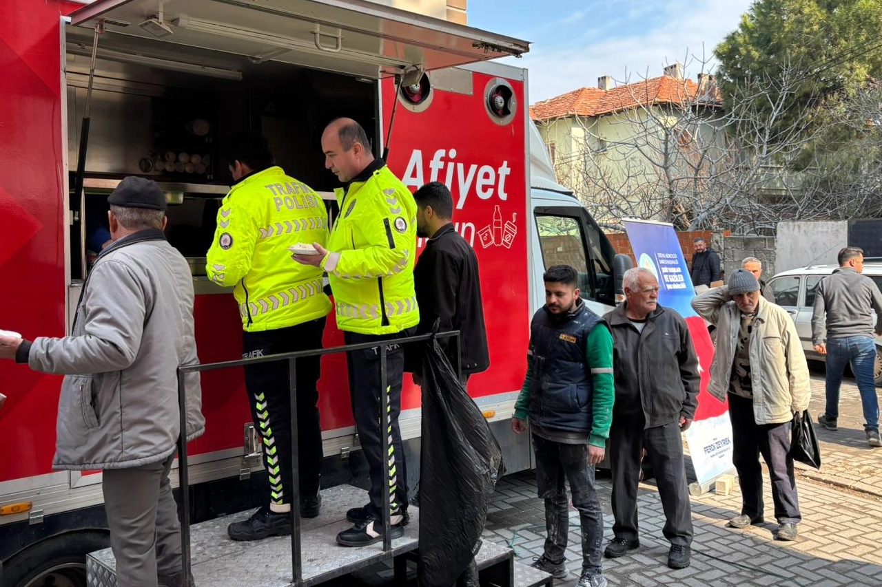 Manisa Büyükşehir Belediyesi, gazilere ve şehit yakınlarına destek olmaya devam