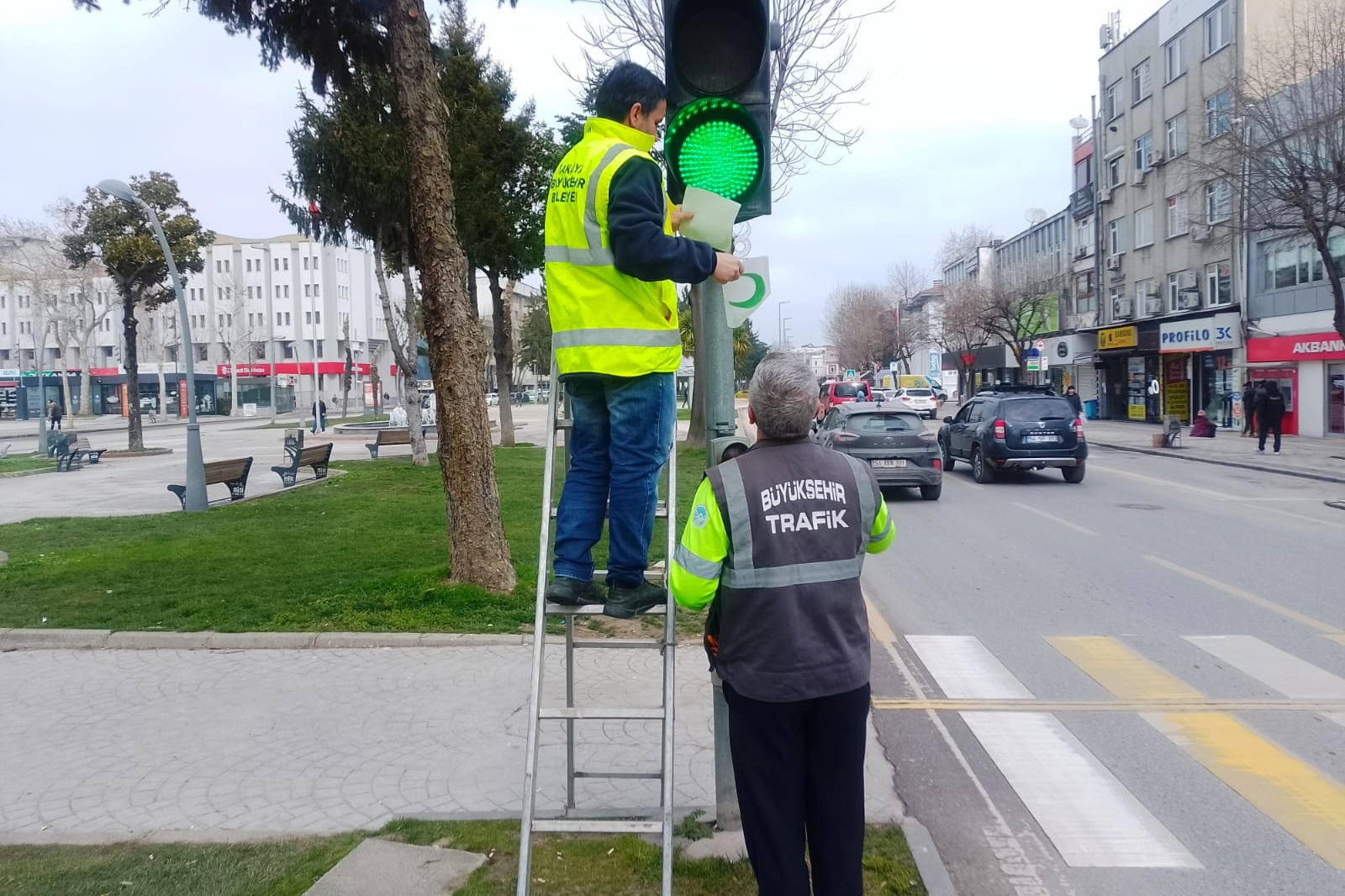 Sakarya Büyükşehir Belediyesi, 1-7 Mart Yeşilay Haftası kapsamında trafikte farkındalık